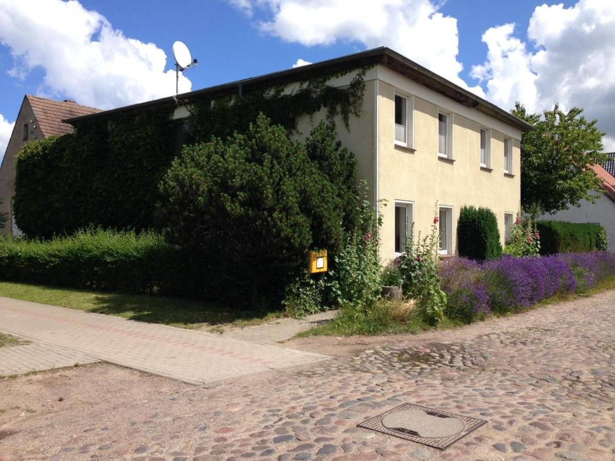 Obstkorb Stralsund Daire Oda fotoğraf
